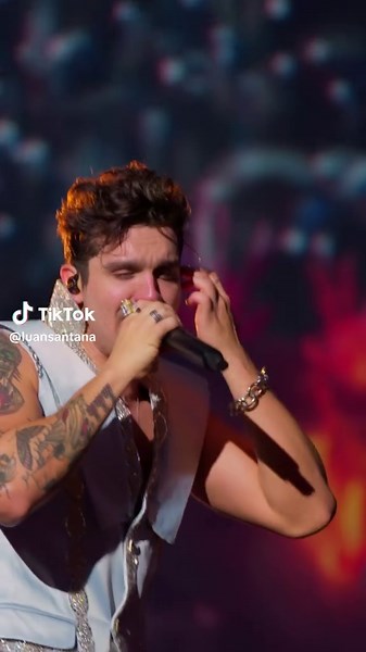 Luan Santana: Ao Vivo na Lua - Sedutor e Romântico