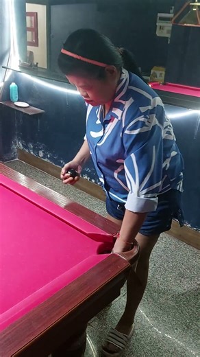 Let's Play Pool ! 60 Seconds in Chiang Mai Nightlife ! #chiangmaithailand