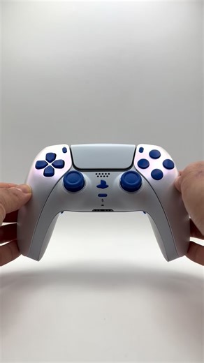 Axion Controllers on Instagram: "Axion Designer ps5 configurato con 2 bottoni posteriori Standard in posizione Standard, Smart Bumpers (L1-R1), Smart Triggers (L2-R2) e Analogici TMR anti drift Gulikit con copertura originale."