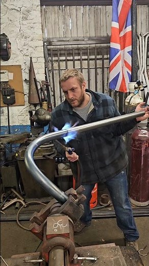 How to bend pipe without a pipe bender!! 😁👍 Making an Exhaust using the sand bending technique #moto