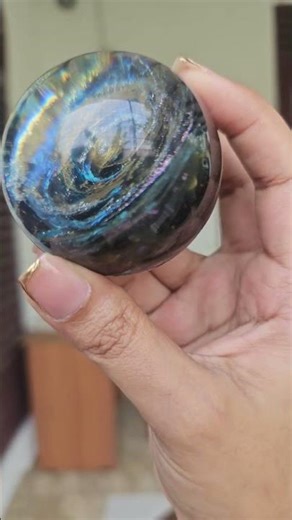 Want to make a Galaxy Resin Sphere? #resintutorial #craft #レジン