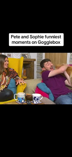 This sibling duo are so funny to watch 😂. #fyp #gogglebox #peteandsophie #funny #tv #uk #siblings