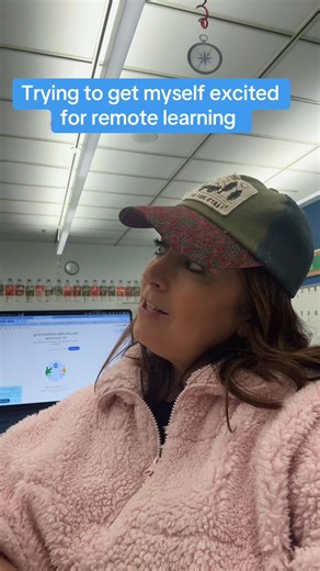 Remote learning 😬 let’s do this #teachertiktok #socold🥶 #remotelearning #teacherlife