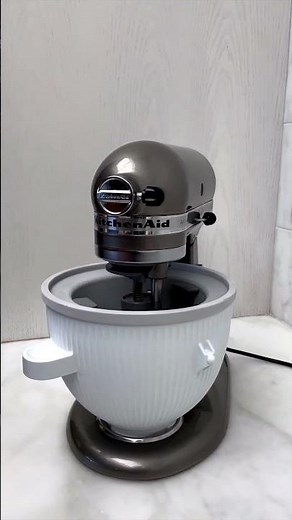 Top 5 Best Ice Cream Machine Reviews – The #1 Choice Will Shock You