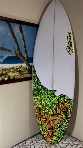 Creative Surfboard Painting Techniques for Artists