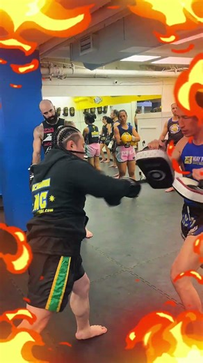 Coach fighter ritual braids and training #shorts #muaythai #focus