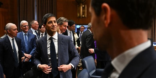 Senate Democrats Press Kevin Warsh on Fed Independence