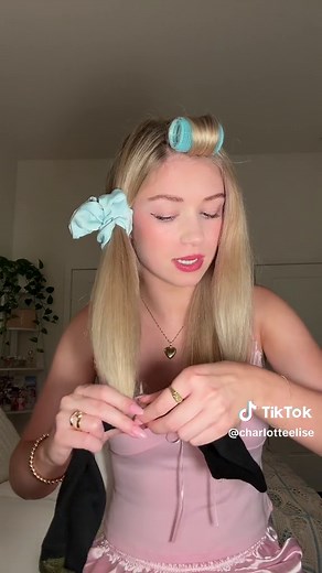 Heatless Sock Curls Tutorial: Achieve Overnight Heatless Curls!