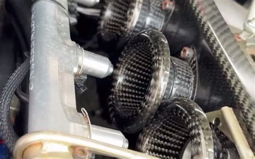 Hasselgren制造给FormulaAtlantic赛车 4AGE万转引擎植入AE86