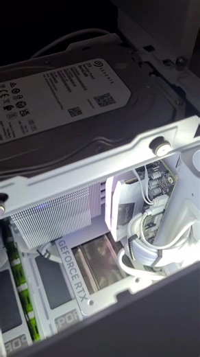 Snowblind Case Tutorial by Alaa Haidar