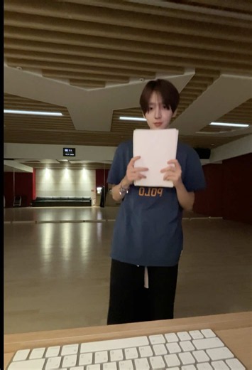 위플립이 되어주셔서 감사해요 #동현 #Donghyeon #KickFlip #킥플립 | How To Kickflip On A Skateboard