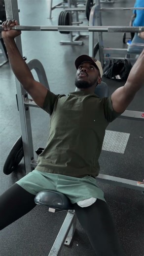 Upper Chest & Pec Fly Routine: Build a Stronger Chest (Gym Motivation)#upperchest #pecfly