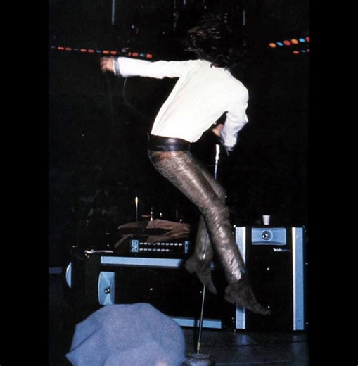 LIVE Westbury Music Fair 1968 - New York - | The Lizard King