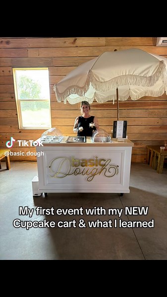 Lessons Learned from My First Cupcake Cart Event