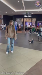 1.8M views · 6.7K reactions | Kid’s mall tantrum turns into a full-blown scene | 5-Minute Crafts Men | Facebook