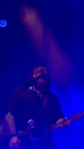 Who else is fakin it on a Wednesday 😎👍 📹 @thatmetalconcertreview | Seether