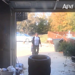 How to prank your mom... 🤣🤣🤣 | Totally Exposed