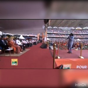 Le groupe Révolution a écrit une chanson en l’honneur de la première Dame Mme Dominique Ouattara. | ABIDJANSHOW.COM