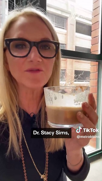 How to make protein coffee according to world-renowned exercise physiologist and nutrition scientist, @Dr Stacy Sims. Listen to The Mel Robbins Podcast for more ! 🎧