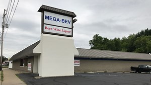 Mega-Bev in Lansing offers 10,000 bottles of alcohol