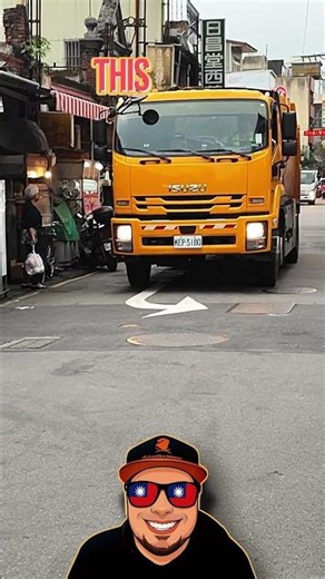 Garbage Truck On The Streets of Taipei: You Know You Are in Taiwan Hearing This! Life in Taiwan