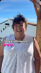 15K views · 2.8K reactions | WOW! I have just hit 210k on one of my Socials! Humbled and thankful are the only words to describe this! Thanks so much! Happy New Year to you all! 勺勺勺 #shelleytenerife #singer #thevoice #tenerife #tenerifesinger | Shelley Tenerife | Facebook