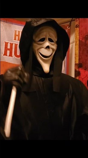 Scary Movie Masks on the Spirit Halloween Ghostface Animatronic #ghostface #halloween