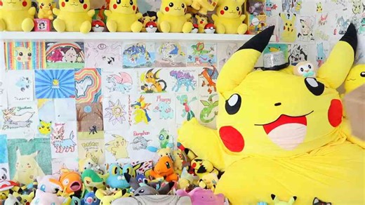 $1500+ VINTAGE POKEMON ITEMS Mystery Box