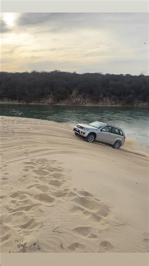 SUZUKI GRAND VITARA 4x4 in action!