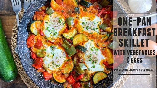 One-Pan Breakfast Skillet with Vegetables and Eggs