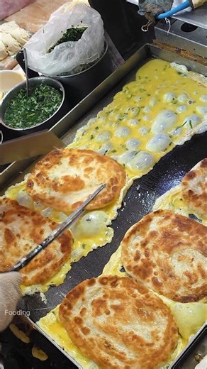 Taiwan's Amazing Street Egg Pancake