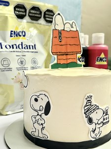 ¡Imprimir con tintas comestibles es más fácil de lo que crees! 🖨️✨ @carmesi.cakes nos muestra paso a paso cómo hacerlo. Solo necesitas: ✔️ Una impresora exclusiva para uso comestible ✔️ Tintas Comestibles ENCO ✔️ Hojas de arroz 📸 Recuerda siempre imprimir en calidad fotográfica y alta resolución para lograr los mejores resultados. | ENCO MX