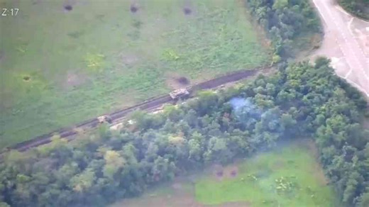 Leopard 2 Wins against Two Russian Tanks