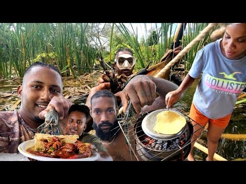 Spearfishing for giant Crayfish Catch CLEAN AND COOK