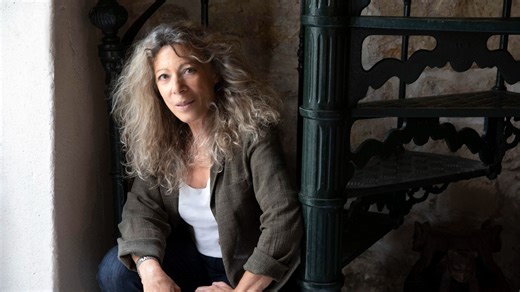 La philosophe Barbara Cassin : 'L’Europe rend Poutine et Trump malades parce qu’elle est multiculturelle et multilingue' - RTBF Actus