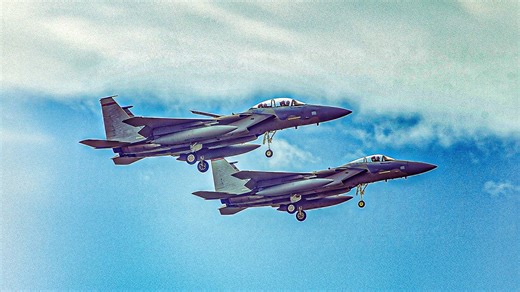 F-15 Vs. F-35: Which Fighter Jet Is Faster?