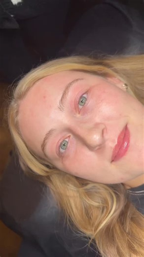 Full brown hybrid extensions — the perfect blend of softness dimension 🤎 They add warmth and a naturally lifted look that complements every eye color. Book your lash appointment through the link in bio 💫 #lashes #brownlashes #wispyvolume | Aubribeth Esthetics