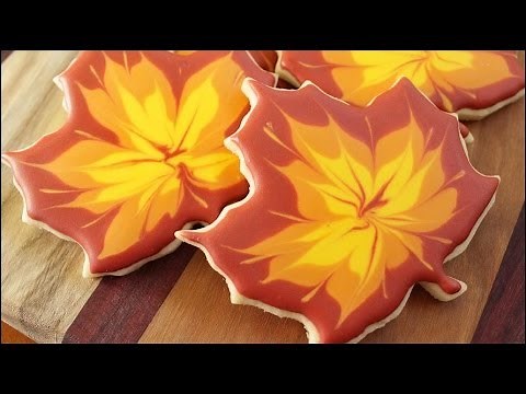 Fall Maple Leaf Sugar Cookies!