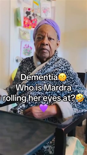 🤣🤣🤣🤣🤣 Camera running. There’s no one in the room with her. 😆😆 I’ll set the camera up and let it record. Looking thru the footage to edit, When I tell you Mardra has me cracking up!!🤣 Ms Ma’am stop it! #allpraisestothemosthighyah #mardra #dementia #alzheimers #caregiverlife #caregiversneedcaretoo #dementiaadvocate #dementiasucks💜💜💜 #dementiasupport #onceanadulttwiceachild | Angela Smith Baker