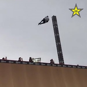 63K views · 78 reactions | ELLIOT SLOAN TAKES GOLD 磊 in skateboard big air. Our skate team killed it at Games Sydney, with Kelvin Hoefler taking Silver in street 賂and Elliot Sloan gold in big air! 落 | Rockstar Energy Drink | Facebook