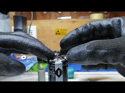 Discharging an Electrolytic Capacitor Correctly