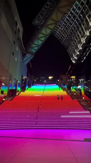 京都駅の美しい夜景スポット「空中経路」