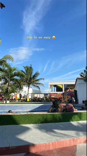 Kiki (@hey_iamkiki21)’s videos with Sexy - Kiki M