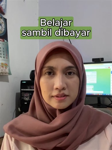 Banyak bootcamp bilang ada internship… tapi realitanya cuma dapet 3M: Makasih, Mantap, Mba. 😅 Kerja iya. Belajar iya. Tapi nggak ada bayaran. Padahal salah satu cara paling cepat belajar kerja itu ya lewat pengalaman langsung. Di salah satu program bootcamp di RSA, kamu bukan cuma internship… tapi dibayar 1 juta rupiah per bulan. Jadi kamu bisa: ✨ belajar ✨ nambah pengalaman ✨ sekalian dapet penghasilan Kalau kamu lagi cari cara mulai kerja remote tapi belum punya pengalaman, ini bisa jadi jala