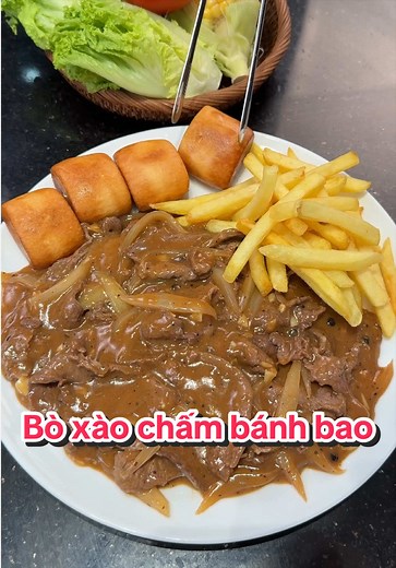 Bánh Bao Chiên Kết Hợp Bò Sốt Tiêu Đen Thơm Ngon