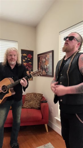 Jamming to White Horse by Chris Stapleton