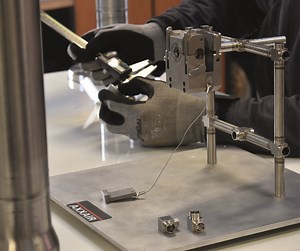 How to weld small tubes and microfit fittings with precision