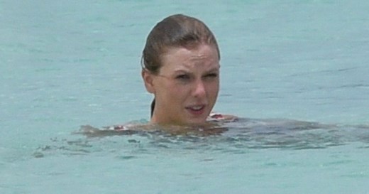 Taylor Swift flaunts her body in retro bikini during holiday with Joe Alwyn