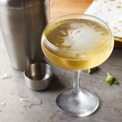 Elderflower Champagne Cocktail