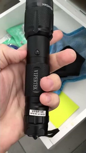 How To Use Vipertek Stun Gun/Flashlight